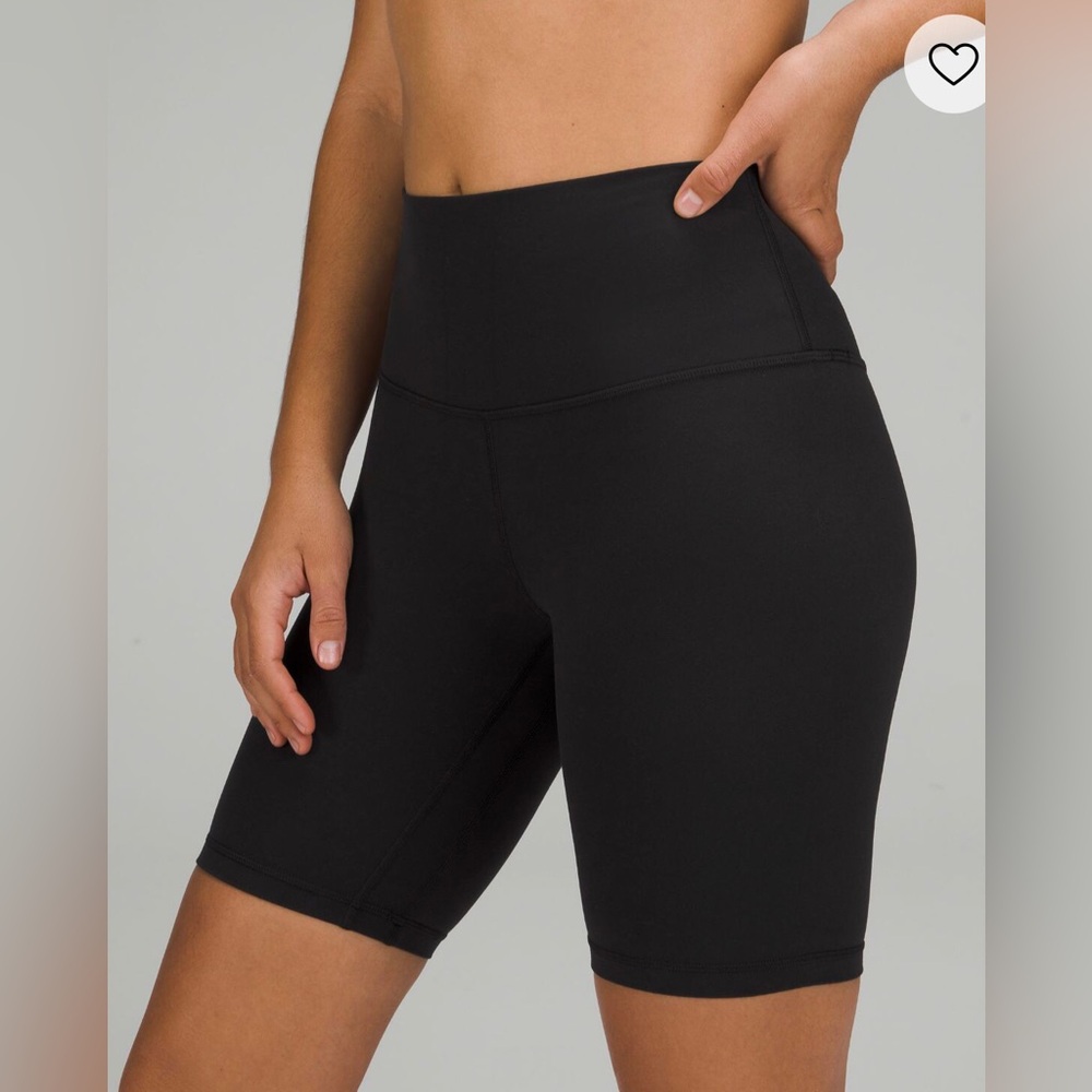 LULULEMON BIKE SHORTS BLACK SIZE 4